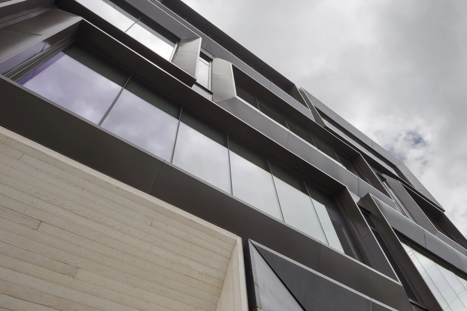 811 Stark — project photograph 6