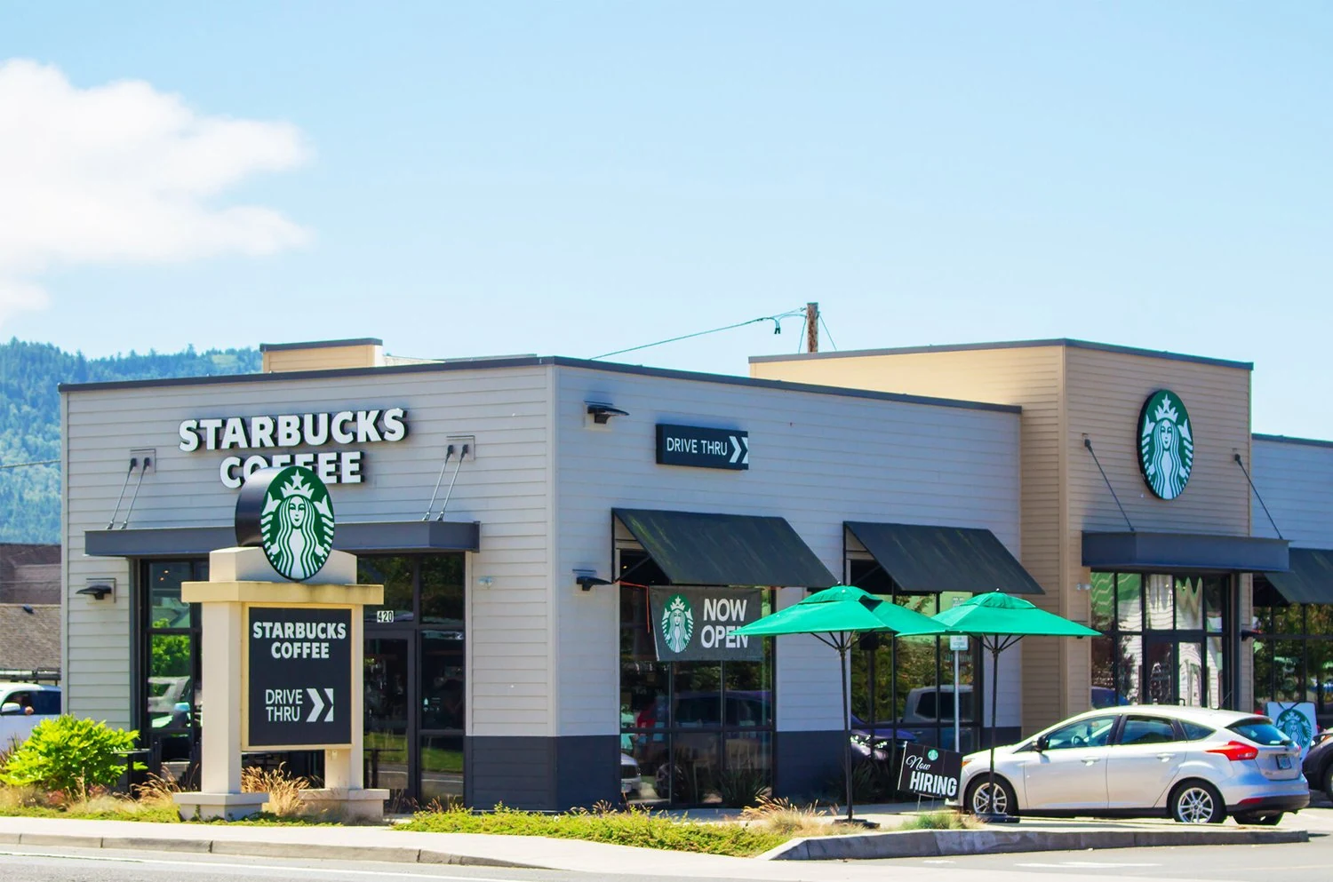 Starbucks — project photograph 3
