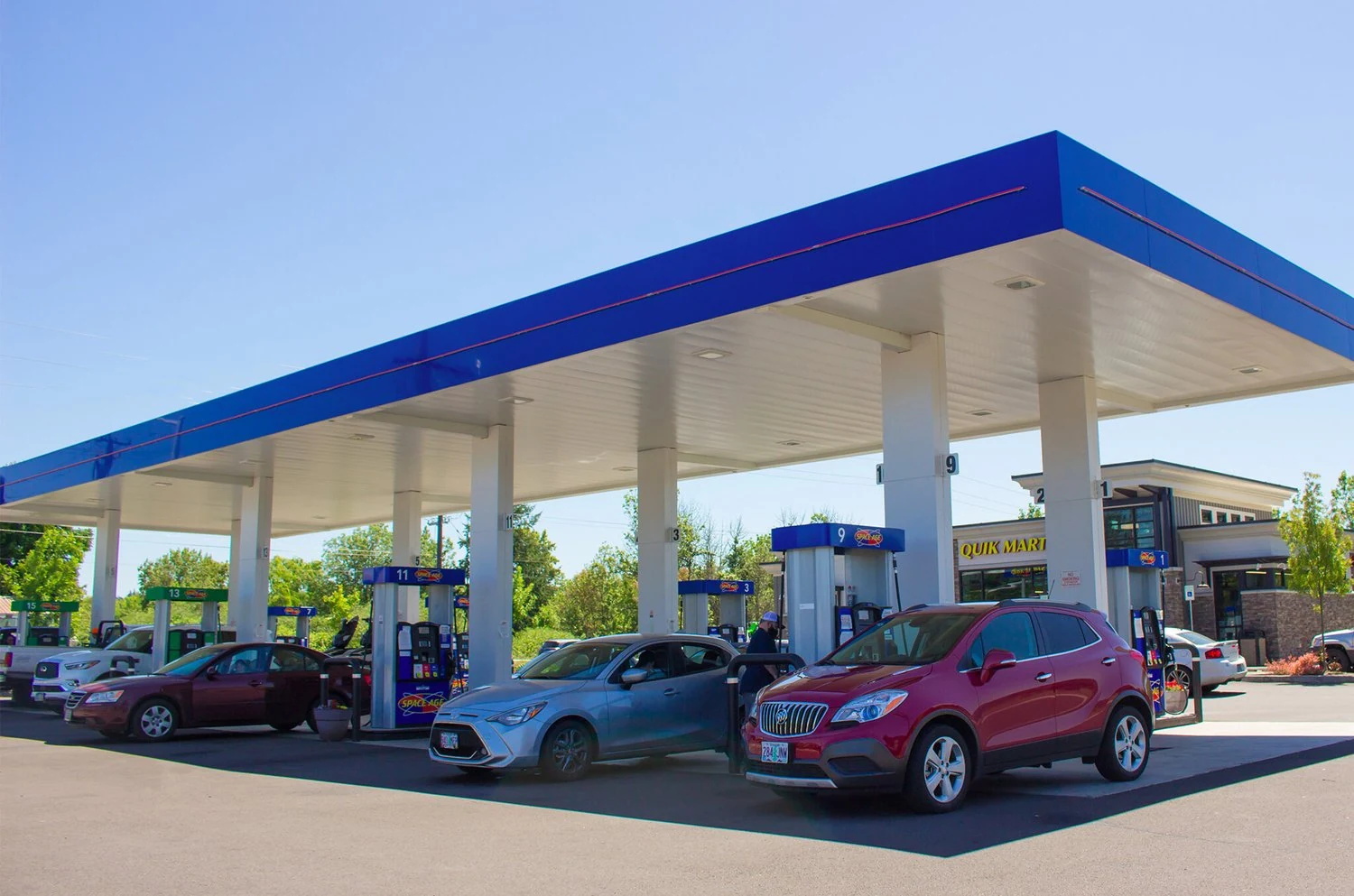 Space Age Fuel & Convenience — project photograph 3