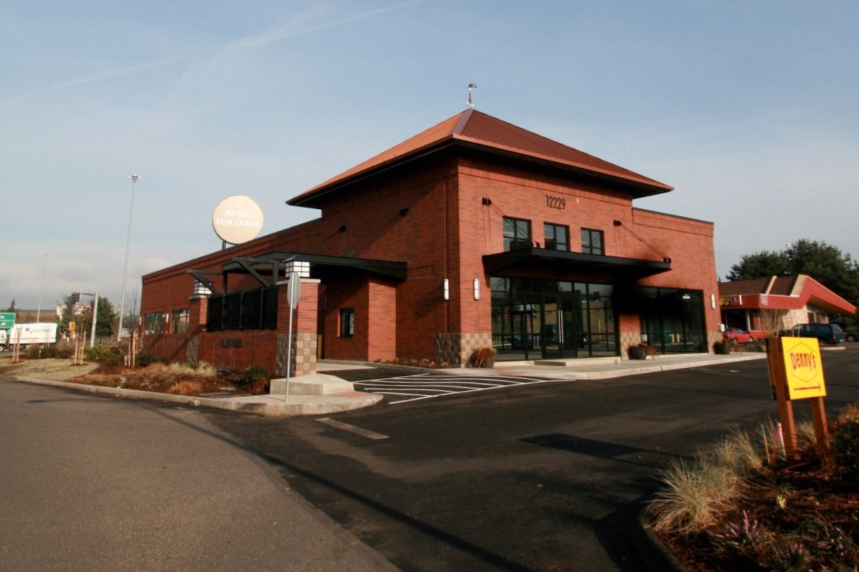 Hayden Harbor Retail